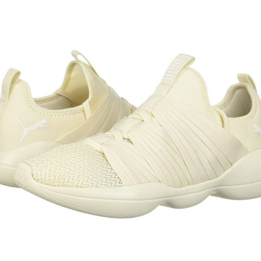 Puma Soft Foam athletic shoes